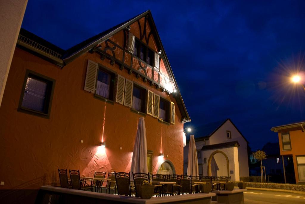 Beim Holzschnitzer Hotel Dreis-Brück Exterior foto